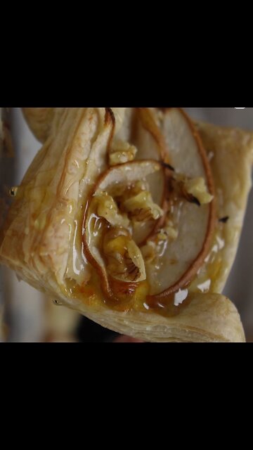 Груша в слоеном тесте с сыром🍐РЕЦЕПТ