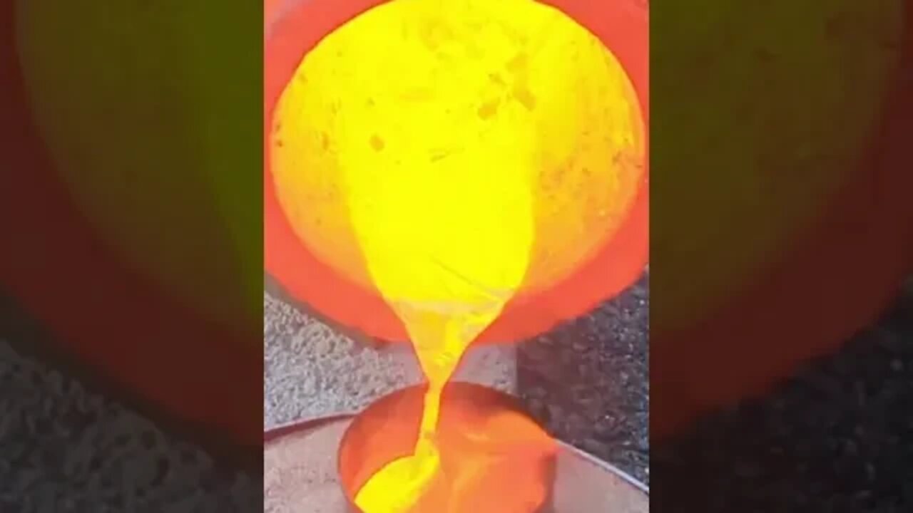 💡 Pouring Molten Brass #fire #brass #copper #shorts