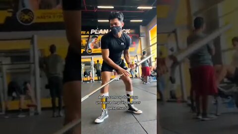 Cómo Descargar Una Barra Fácilmente Después de Hacer Peso Muerto (Gymhack Sorprendente) 🤯