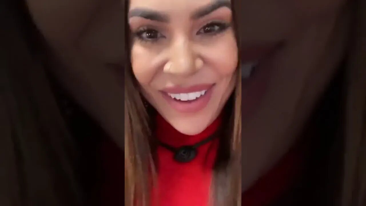 BBB 22 - Naiara Azedevo e Viny juntos pela primeira vez depois de confinados