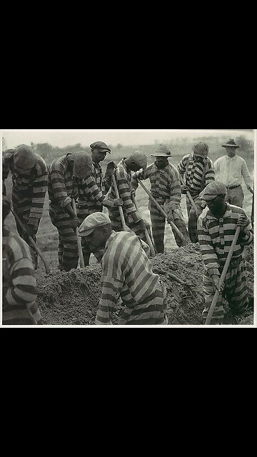 EL SALVADOR LEADS THE WAY; PRISONERS WORK FOR FOOD, HOUSING, EDUCATION