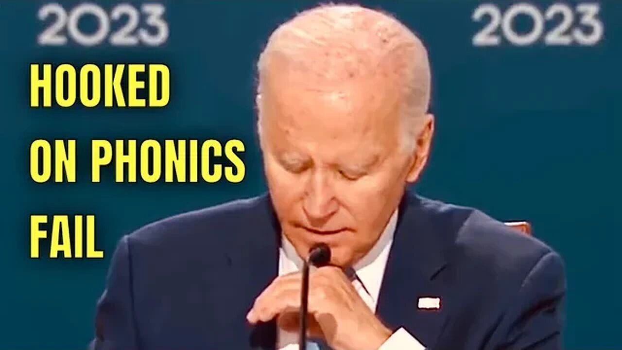 JOE was a DISASTER TODAY trying to simply READ from his Notes 🤦♂️
