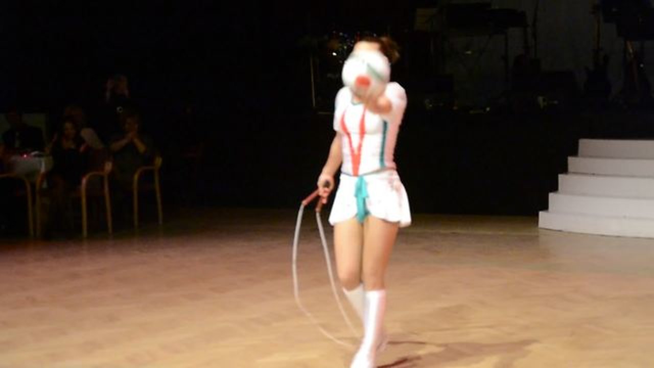 This Cirque du Soleil Jump Rope Artist Will Blow Your Mind