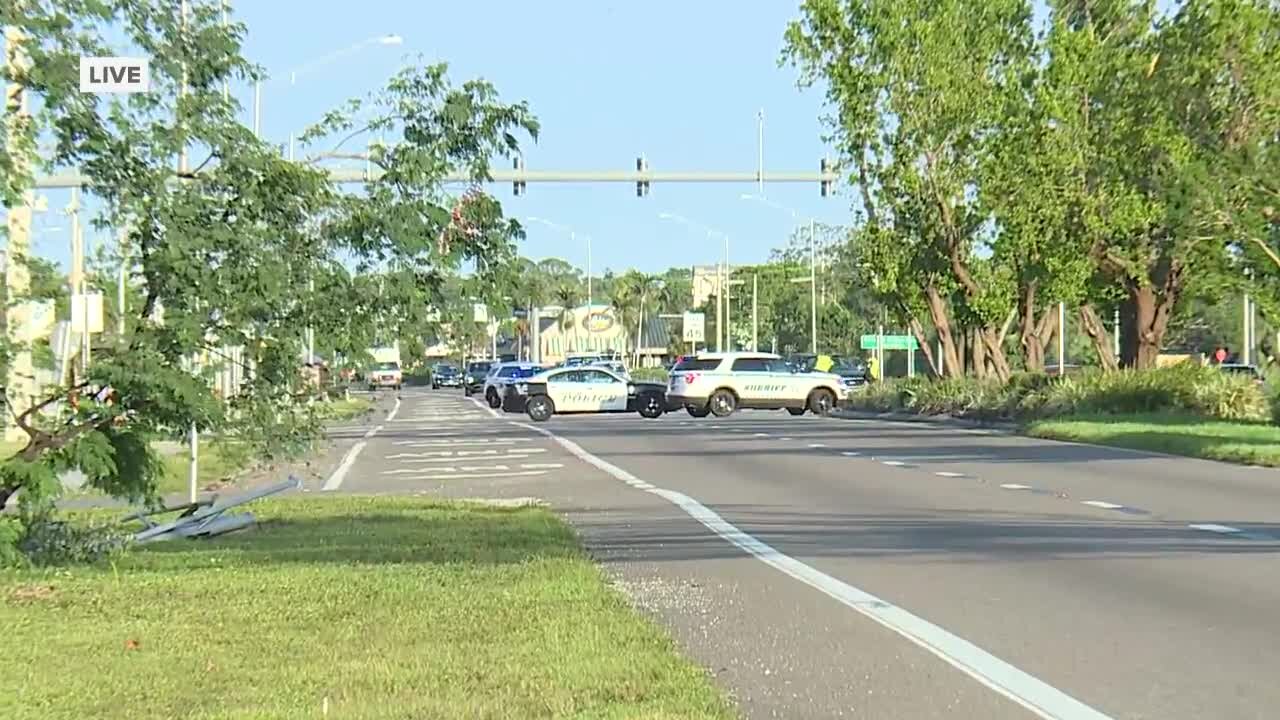 Car crashes off Caloosahatchee Bridge, road shutdown for hours