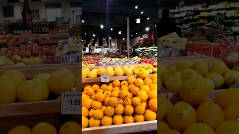 Food Store USA Fresh Organic Market Vienna Virginia 13 th May 2020. Great Corona from Alex Bajan