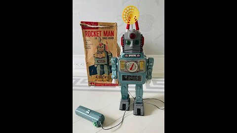 Rare Original Rocket Man box trashed by DHL or Customs How to avoid this!