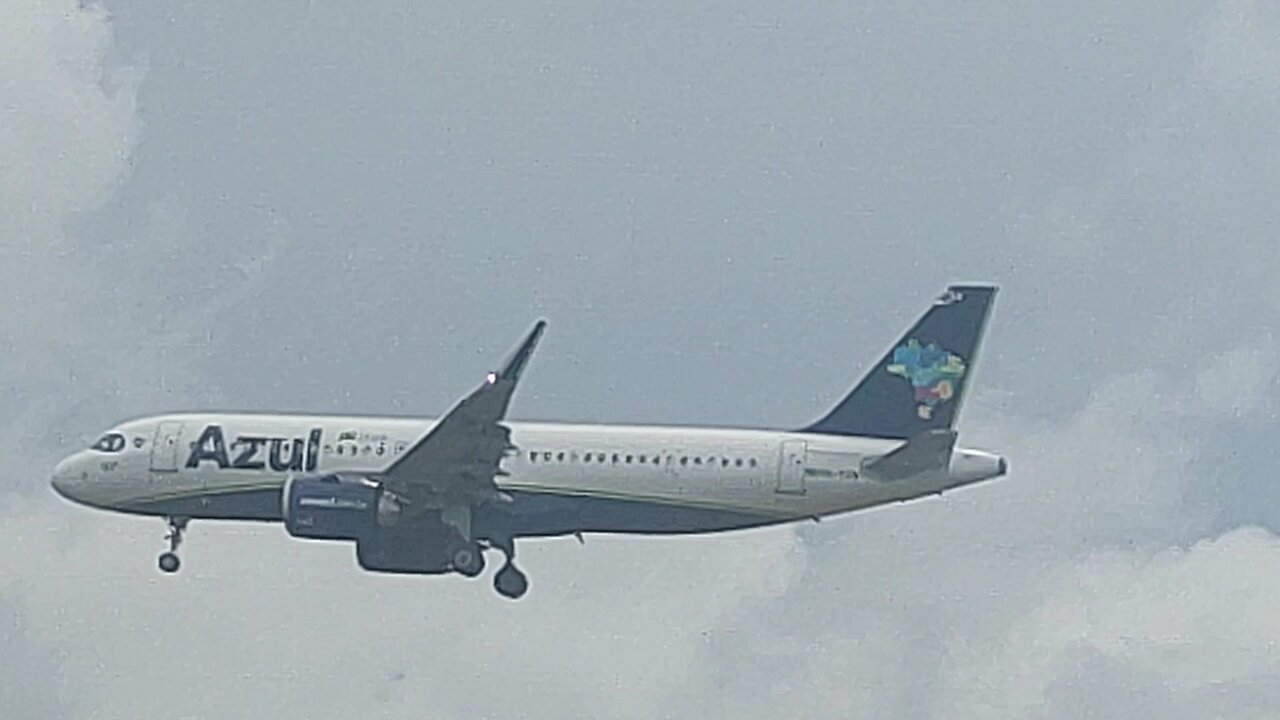 Airbus A320NEO PR-YSN vindo de Campinas para Manaus