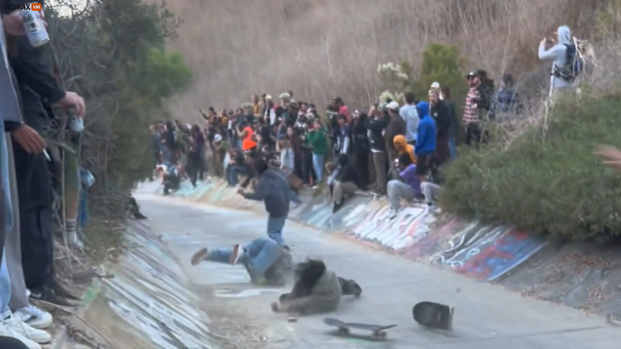 Skateboarders Taking Part Of A Death Race Ends Exactly As Advertised