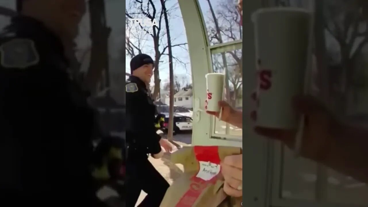 COP FINISHES DOOR DASH DELIVERY AFTER ARRESTING THE DELIVERY DRIVER