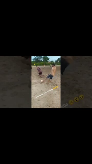 The art of defending 😍 #futebol #football #soccer