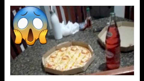 Teve até pizza?😱