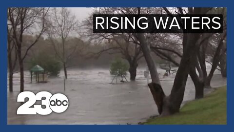 Heavy rains bring flooding to Lake Isabella area