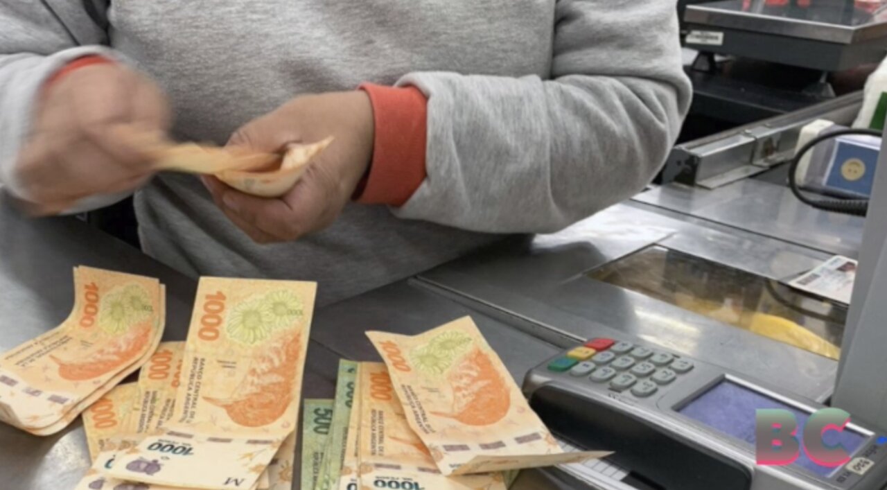 Argentina raises interest rate to 97% as it struggles to tackle inflation