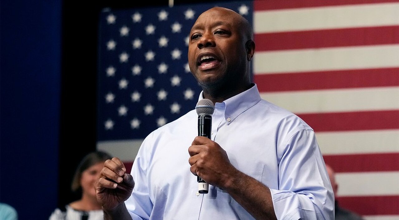 Trump Responds to Tim Scott’s Entry Into the Presidential Race, and Can't Help Taking