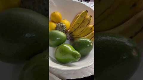 Avocados Bananas and Lemons 🍋 #food #fruit #shorts