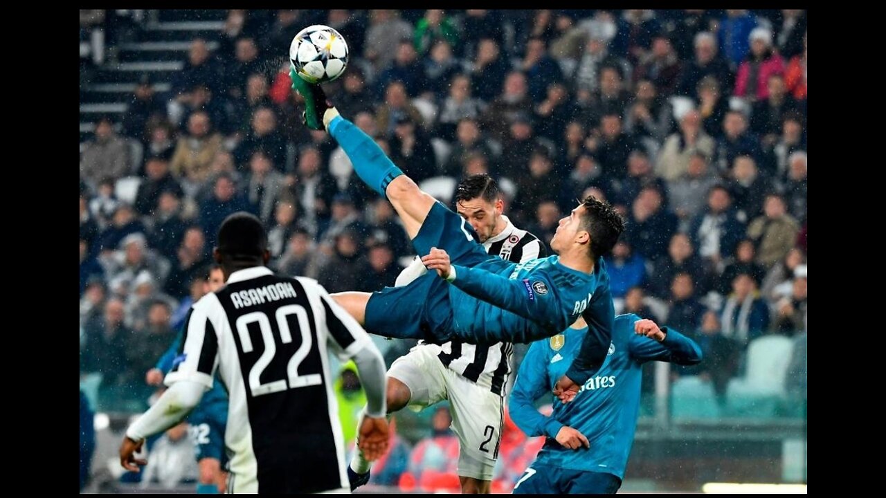 Top 10 incredible goals of the season