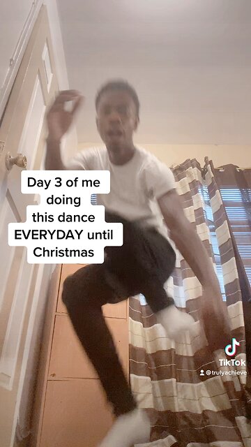 Day 3 of me doing this dance EVERYDAY day until Christmas 🎄🎄