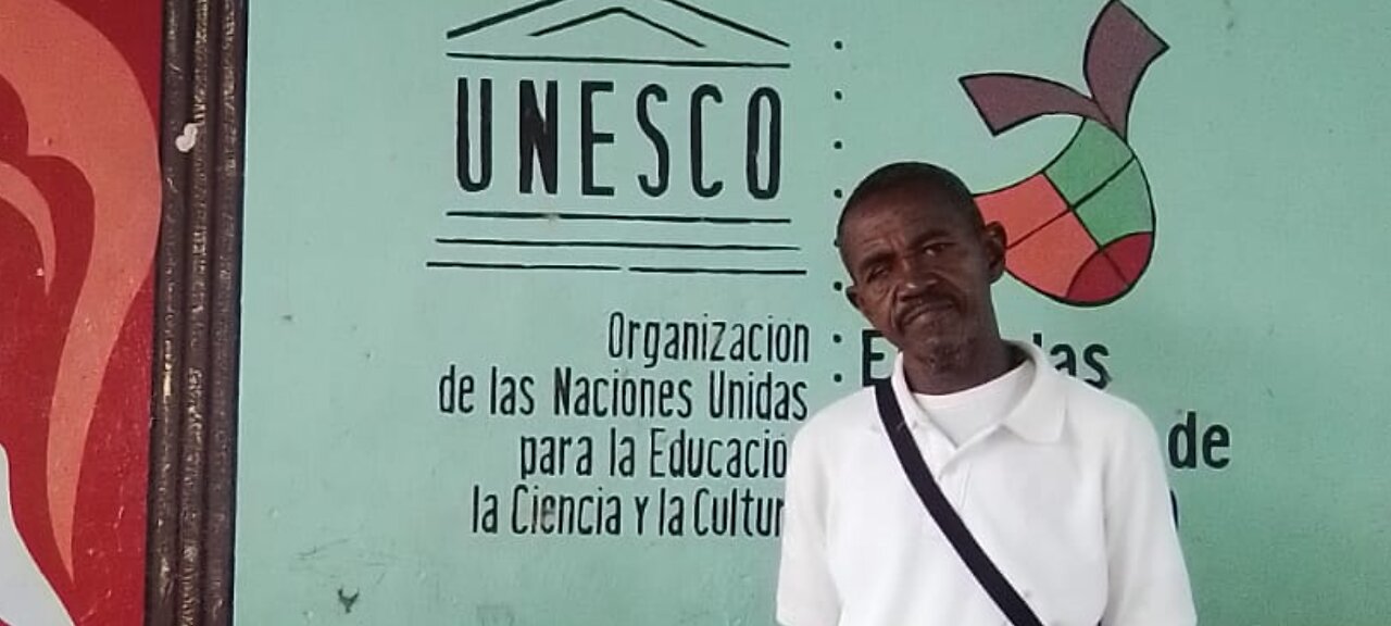 EL TIO LUIS & SOBRINO FREDY CENTENODESDE LA CEIBA HONDURAS