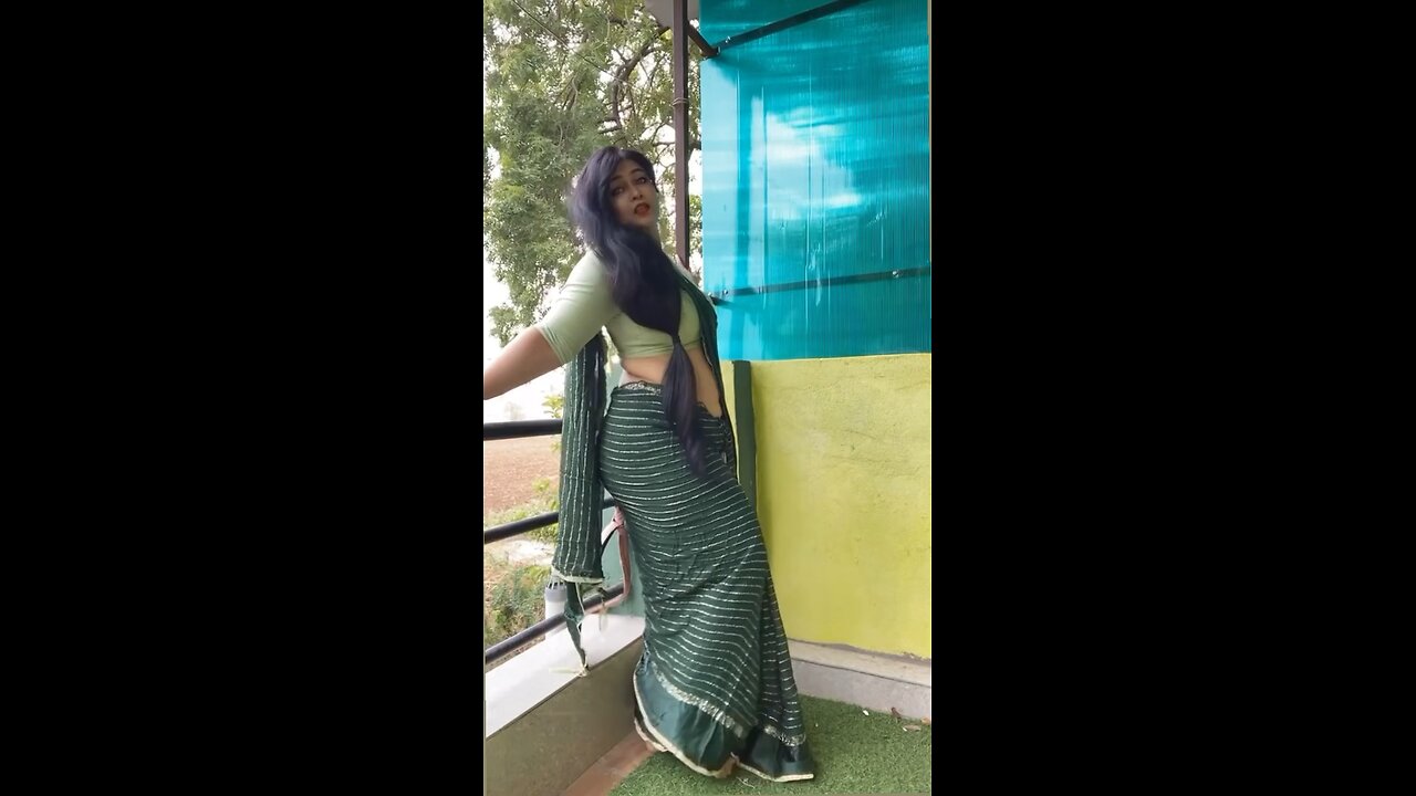 Green saari