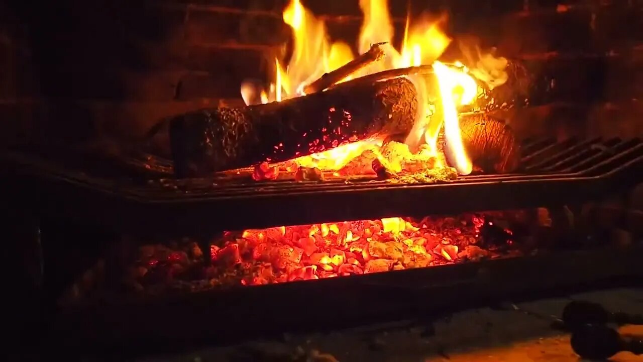 🔥 Relaxing Fireplace with Burning Logs and Crackling Fire Sounds 4 Stress Relief 4K (Relax)