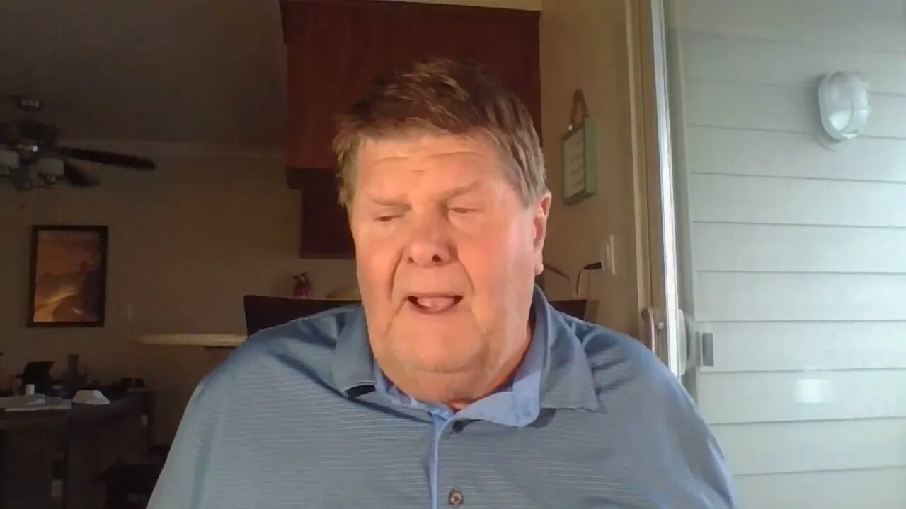 THE WHITE HOUSE IS COLLAPSING