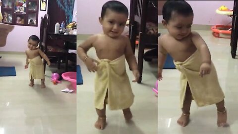 Mom unknowingly captures baby's first steps on camera