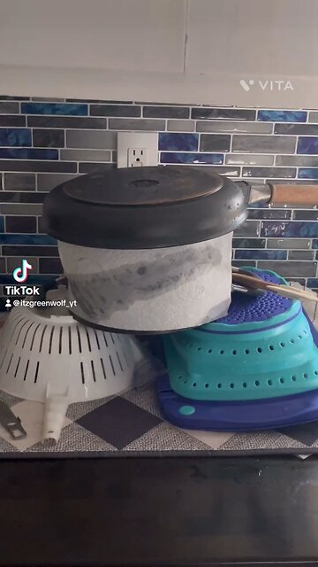 Pots and pans are revolting