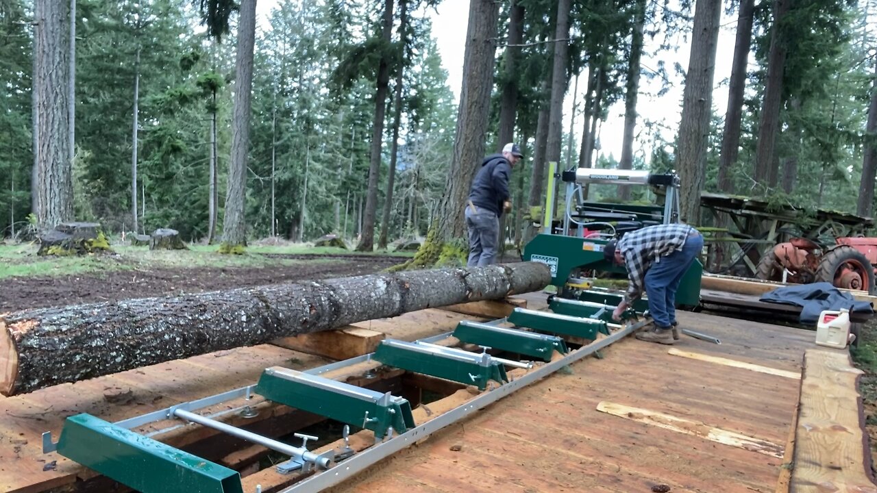 Woodland Sawmill: Douglas Fir into Support Beam