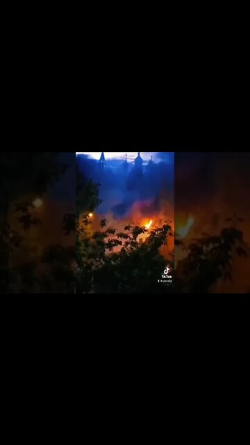 There is a big fire in Muscovy. The Church of Peter and Paul in Moscow is on fire. Sign? 🤔 #Russian