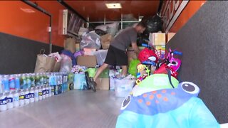 Ft. Myers natives collect supplies for hurricane victims