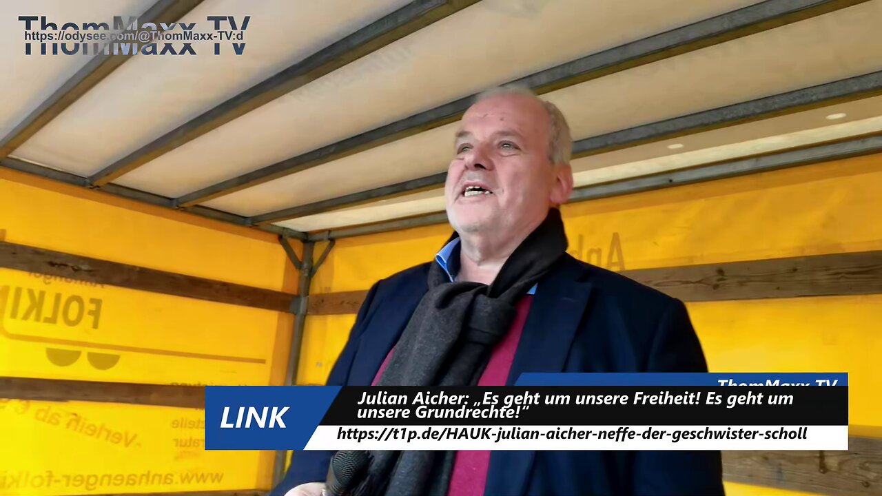 Interviews, u.A. mit Julian Aicher im Demozug - FriedensdemoMünchen 18.2.23 (1)