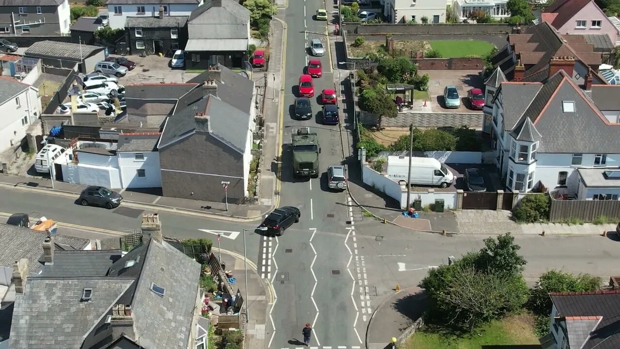 Oshkosh Army Truck Arriving At Porthcawl Truck Meeting - Welsh Drones #Truckspotting