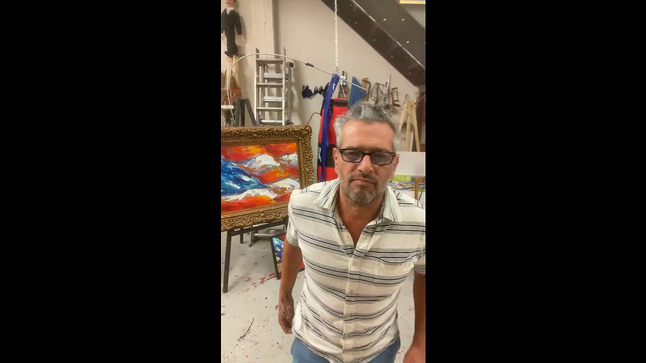 NIÑOS PRESENCIANDO HOMBRES DESNUDOS SIN NINGUN TIPO DE SUPERVICION ADULTA EN LA CALLE POR MOTIVO DE LAS PARADAS DE LA COMUNIDAD LGBTT REALIZADAS EN EL MES DE JUNIO