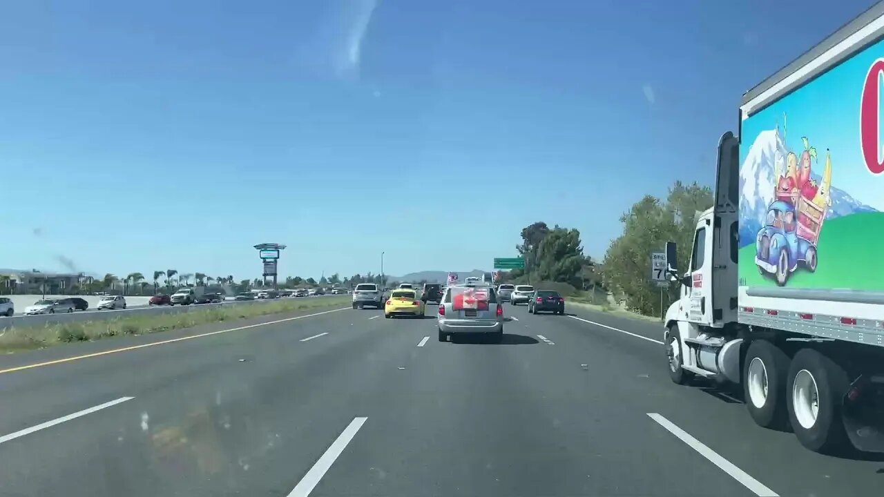 The People’s convoy Rollin4freedom to California