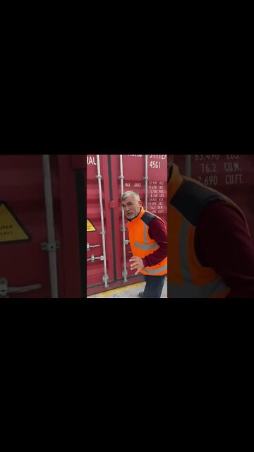 #shorts #2022 funny,prank,funjokes,dad jokes,funny memes,funny video,fun,laughing,funny animal,knock