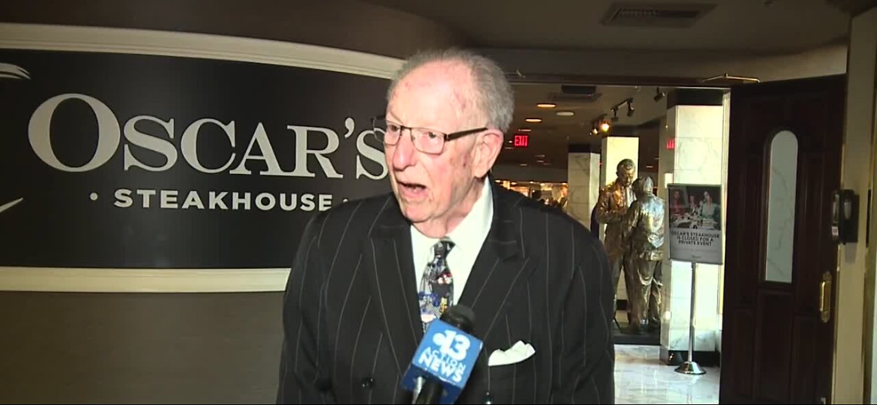 Oscar Goodman stays tight-lipped on body found in the Lake Mead barrel