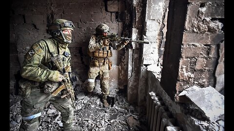 Fighting between Ukrainian troops and Russians seeking to encircle Bakhmu