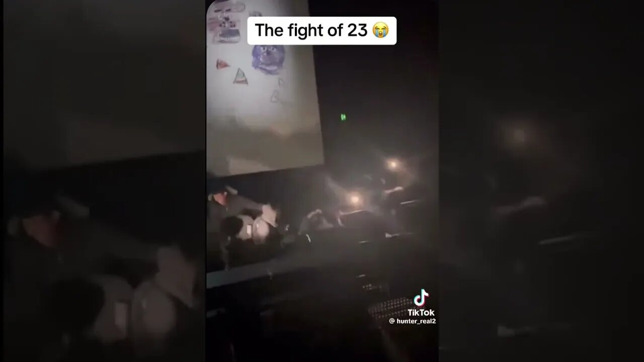 FIGHT AT FNAF MOVIE