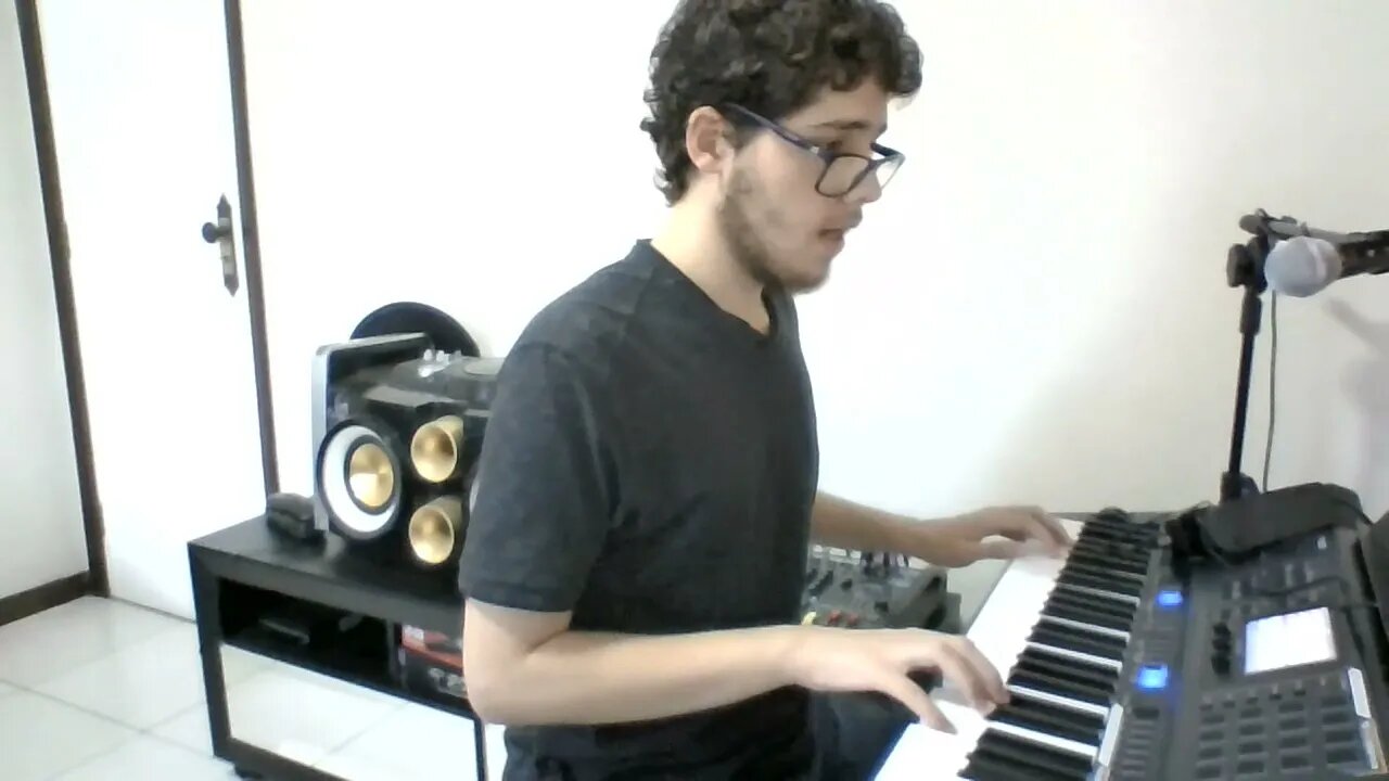 Löggulagið (Úr Leikritinu Áfram Latibær!) (Ari Matthíasson Cover) - Pedro Hill