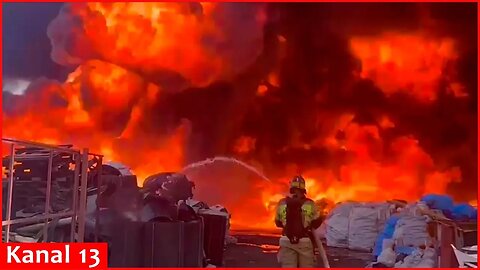 Devastating fire in Russia's Volgograd: 1,000 square meters of land is in flames