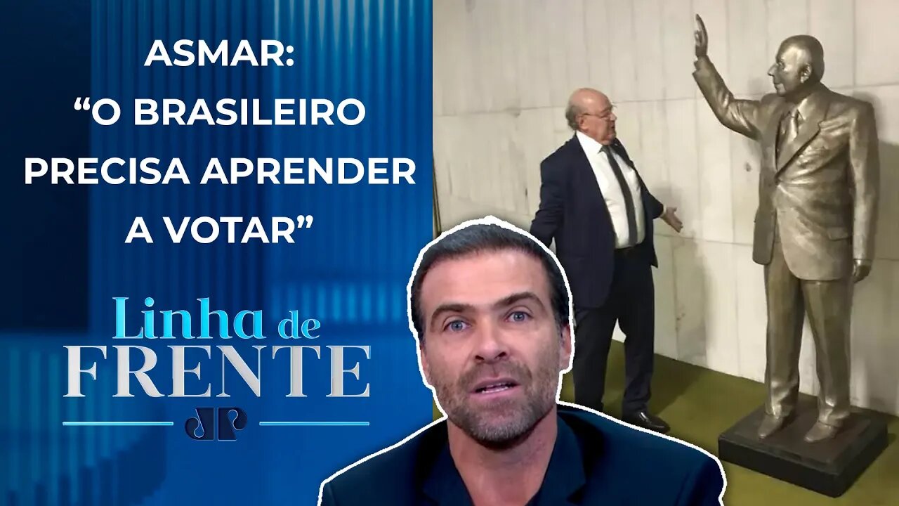 Substituto de Deltan “conversa” com estátua em retorno ao Congresso I LINHA DE FRENTE