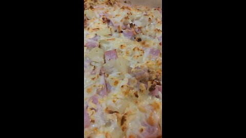 Hawaiian Pizza