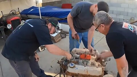 Unbelievable! The Yellow Submarine Engine Starts Up After Being Under the Water for 30 Years! 4