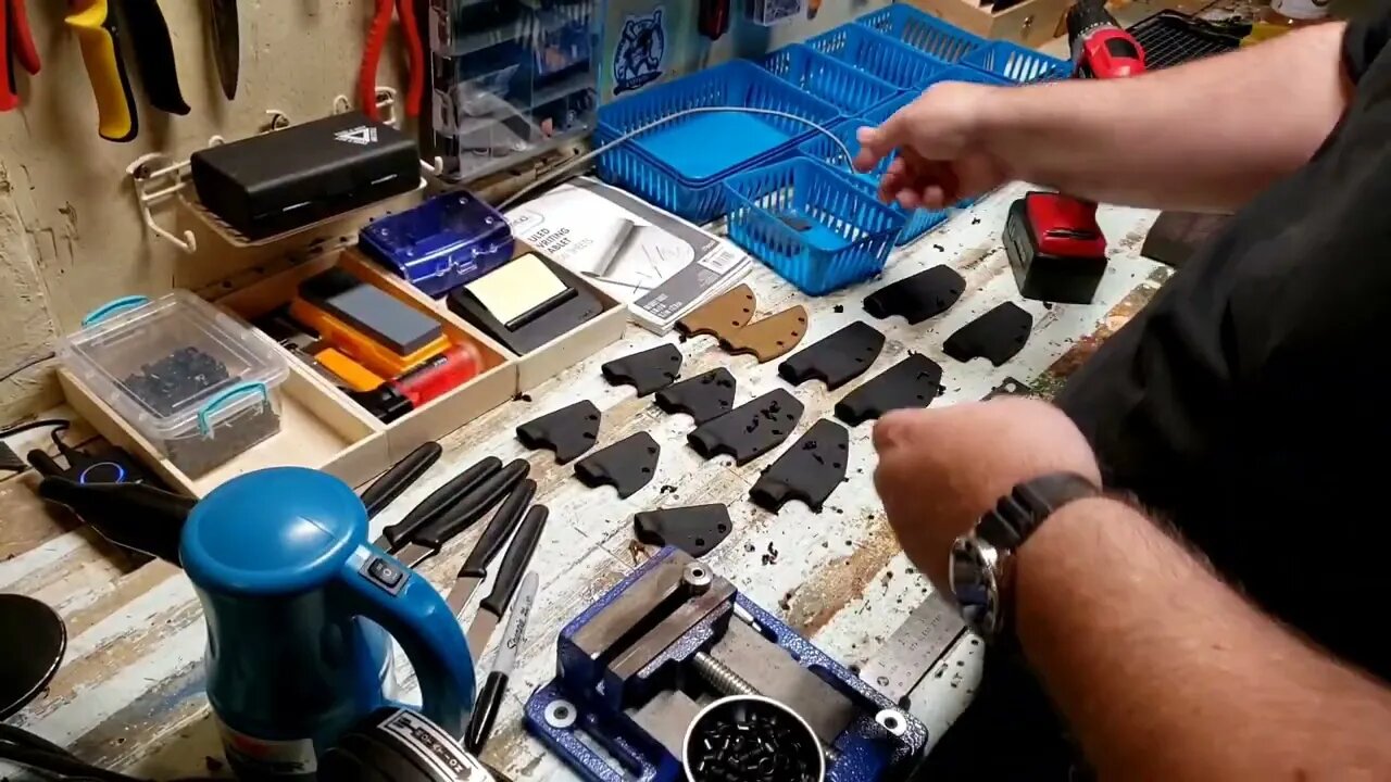 In the Shop Making Kydex Sheaths