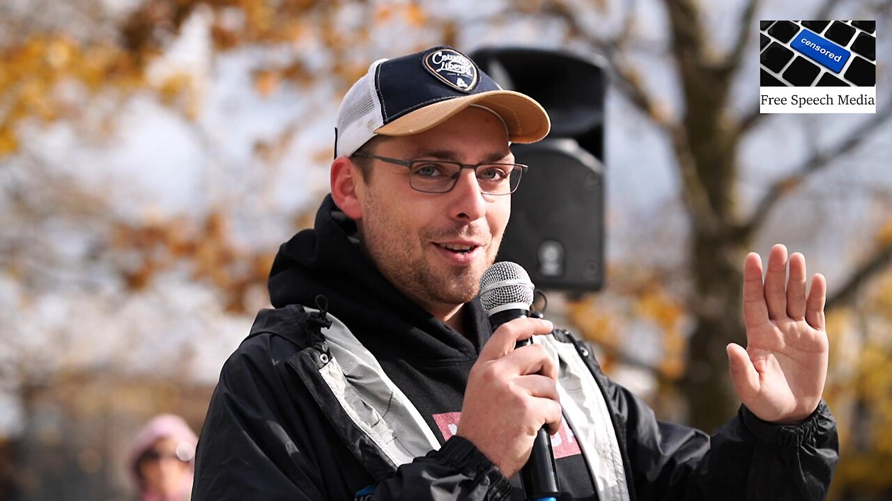 Dylan Vasiliaskas speaks at Freedom assembly in Orangeville Ontario Canada 11/13/21