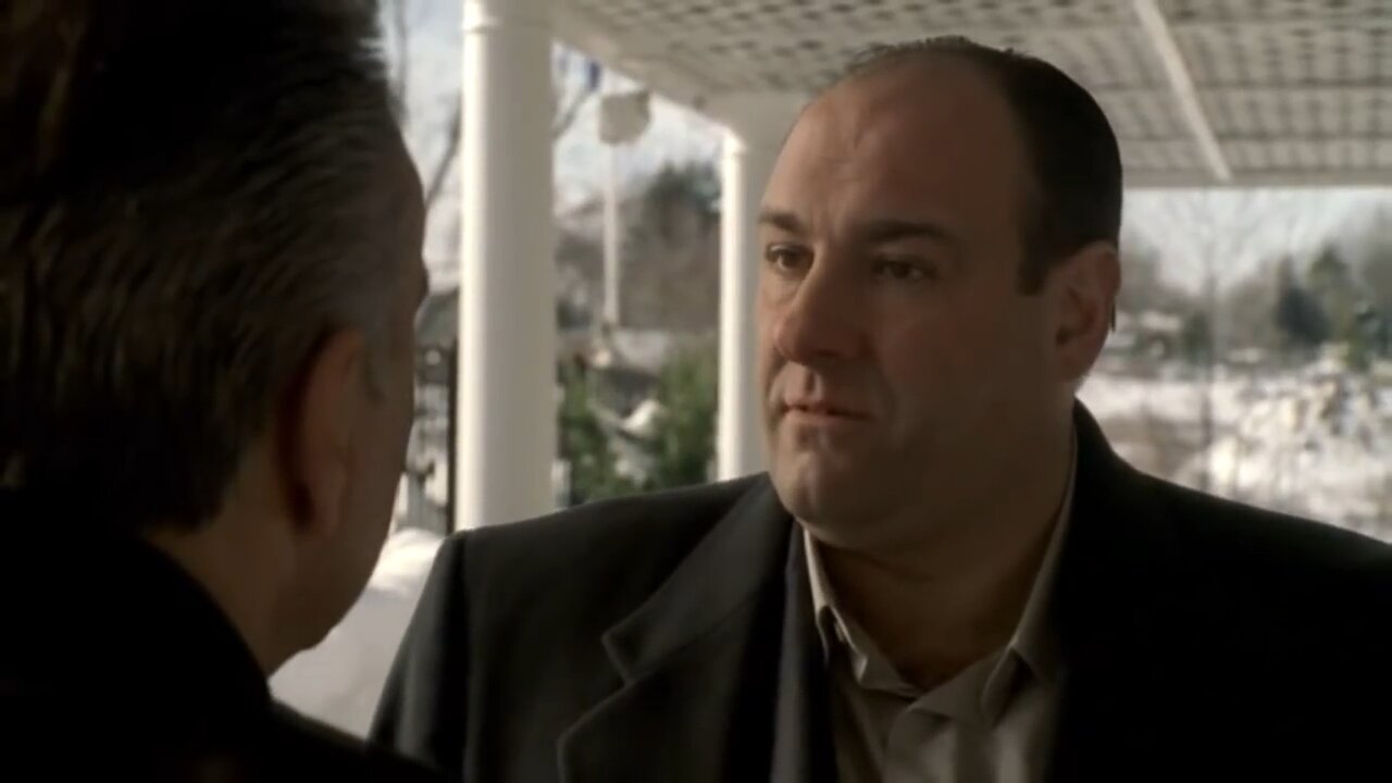 Tony Eacaped FBI - The Sopranos HD