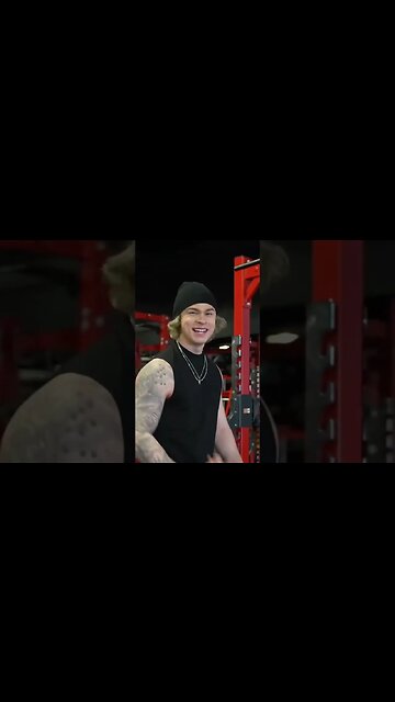 Training W/ fit girl #gymcrush #fitgirl #gym #shorts