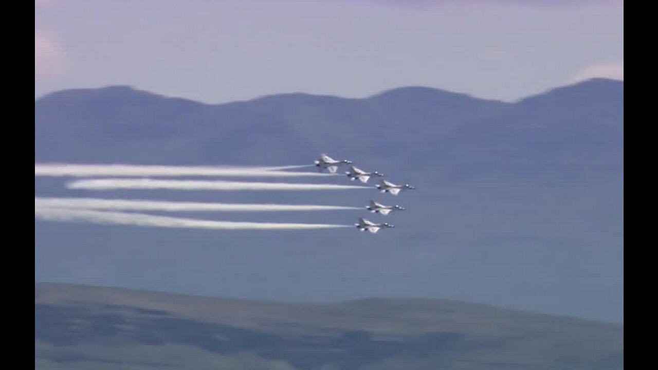 Thunderbirds set to fly over Las Vegas on return from an air show Monday