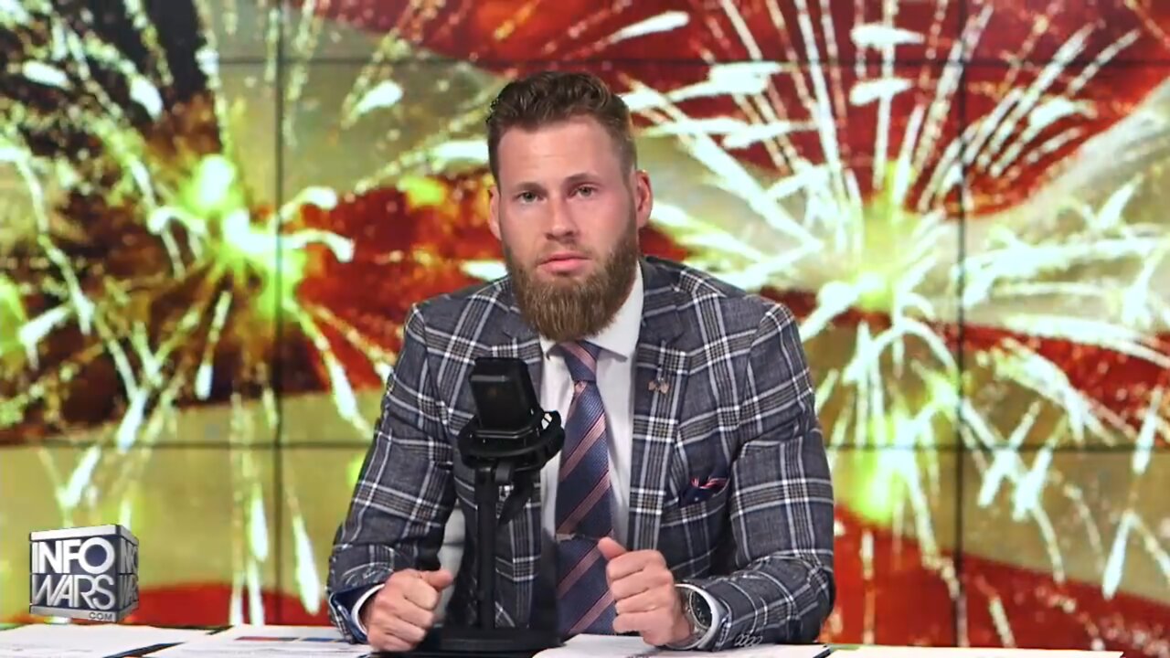 WAR ROOM (Full Show) Friday - 7/1/22