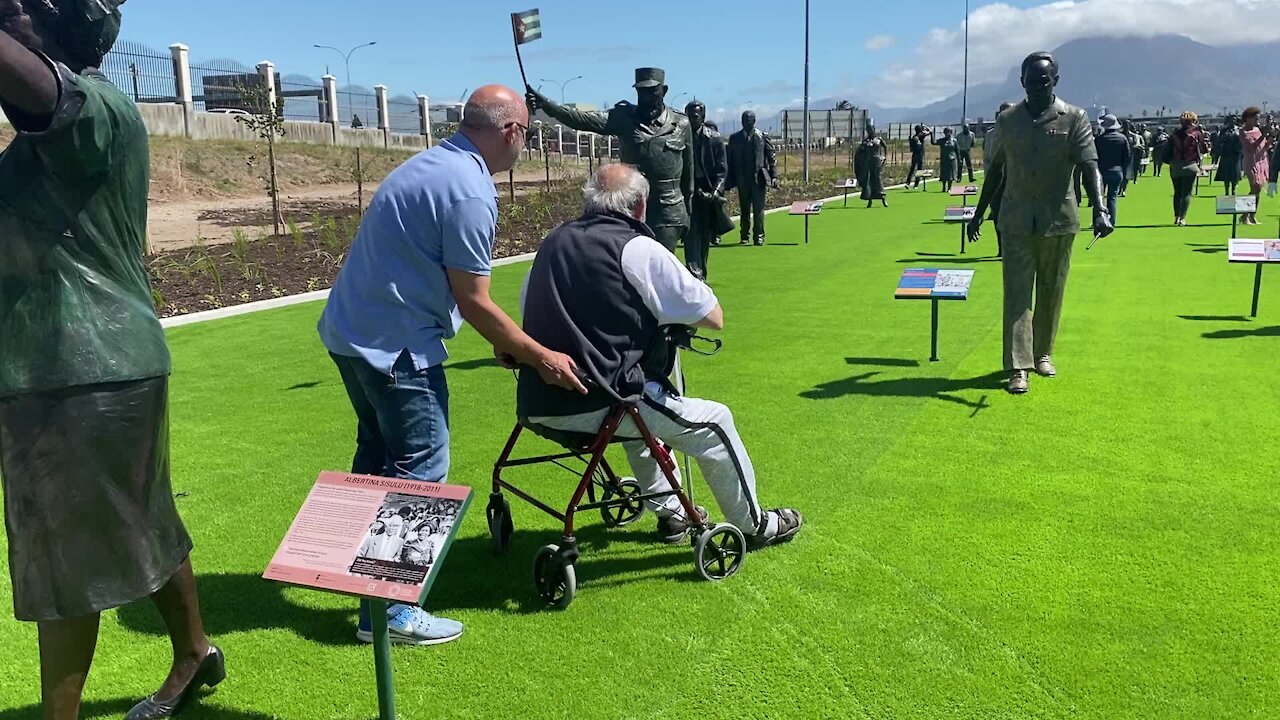 SOUTH AFRICA - Cape Town - Launch of The Long March to Freedom bronze statue exhibition(Video) (ZBF)